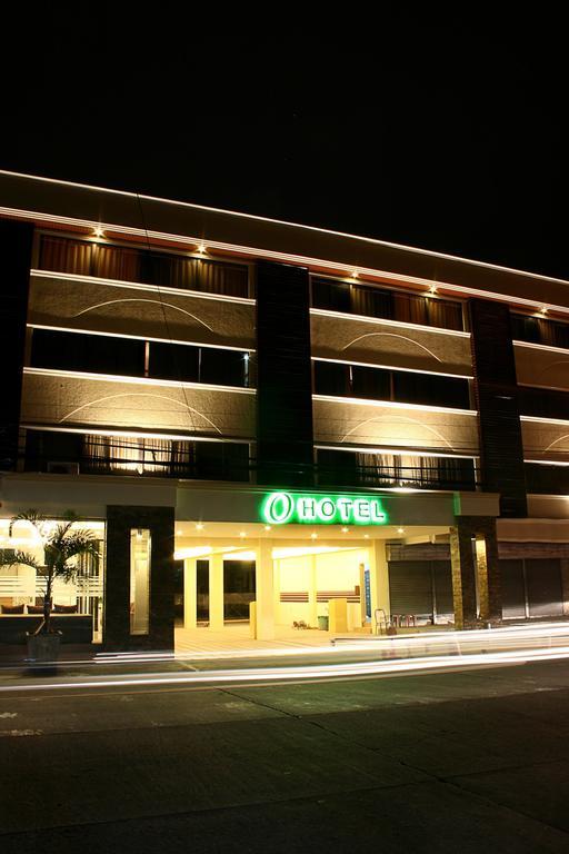 O Hotel Bacolod Exterior photo