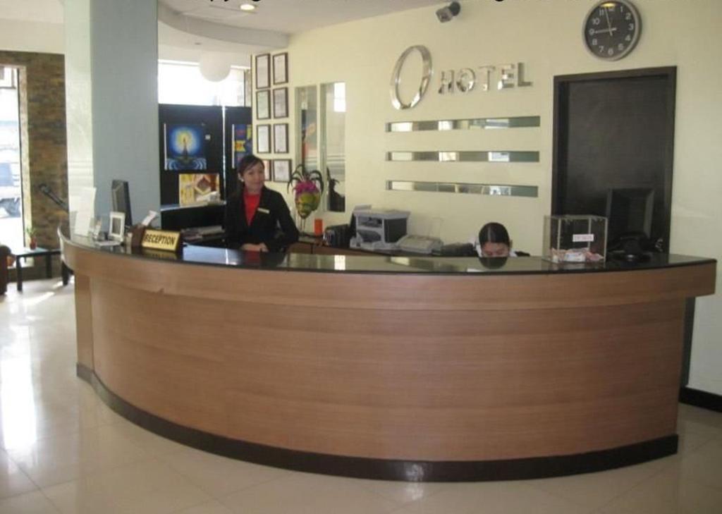O Hotel Bacolod Exterior photo