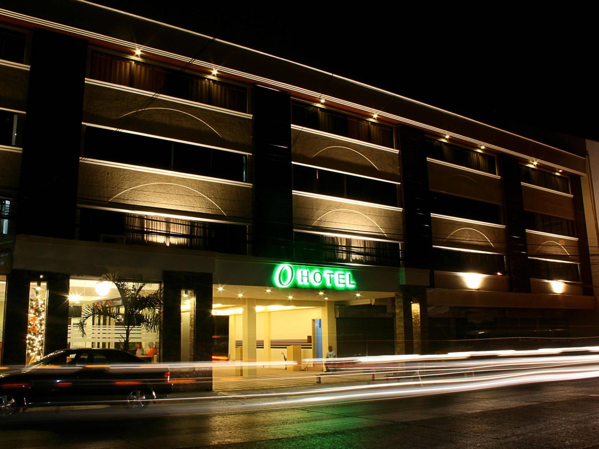 O Hotel Bacolod Exterior photo